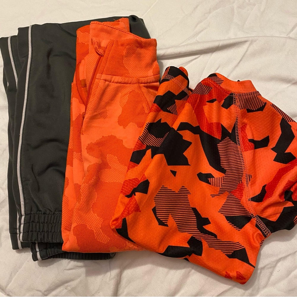 Three piece Athletic outfit Nike dri-fit 🏃🏻‍♂️ tech fabric 🍊 size XS 4/5